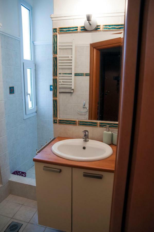 Two Bedroom Apartment Thessaloníki Luaran gambar